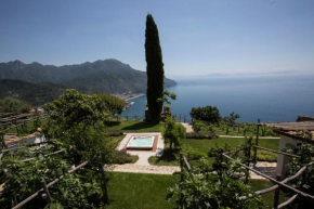 Eleanor' s Garden Ravello